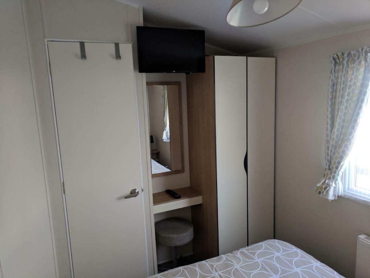 Hotel P&D'S Pearl Caravan At Tattershall Lakes Country Park Exterior foto