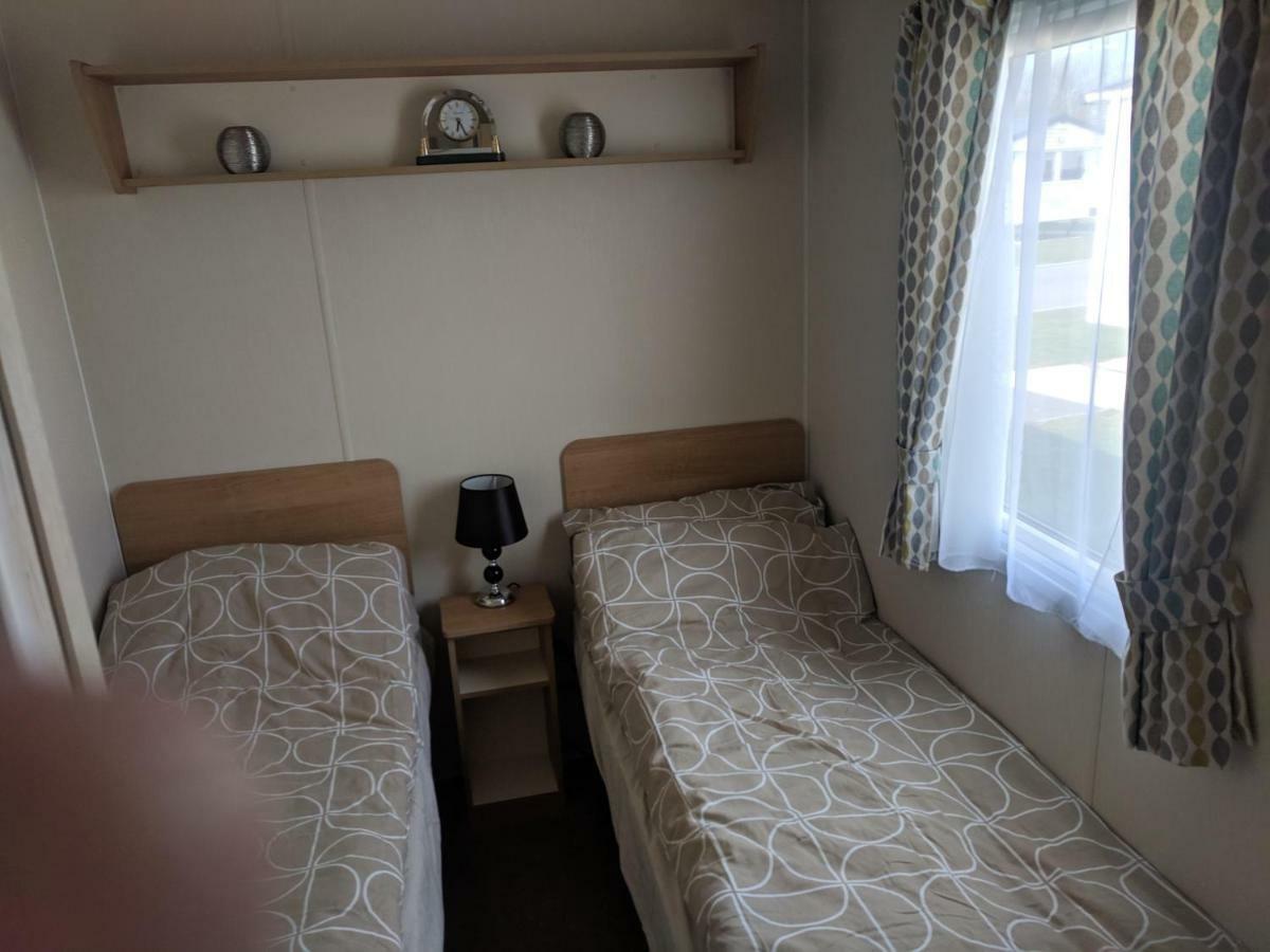 Hotel P&D'S Pearl Caravan At Tattershall Lakes Country Park Exterior foto