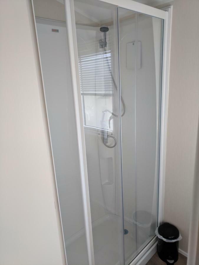 Hotel P&D'S Pearl Caravan At Tattershall Lakes Country Park Exterior foto